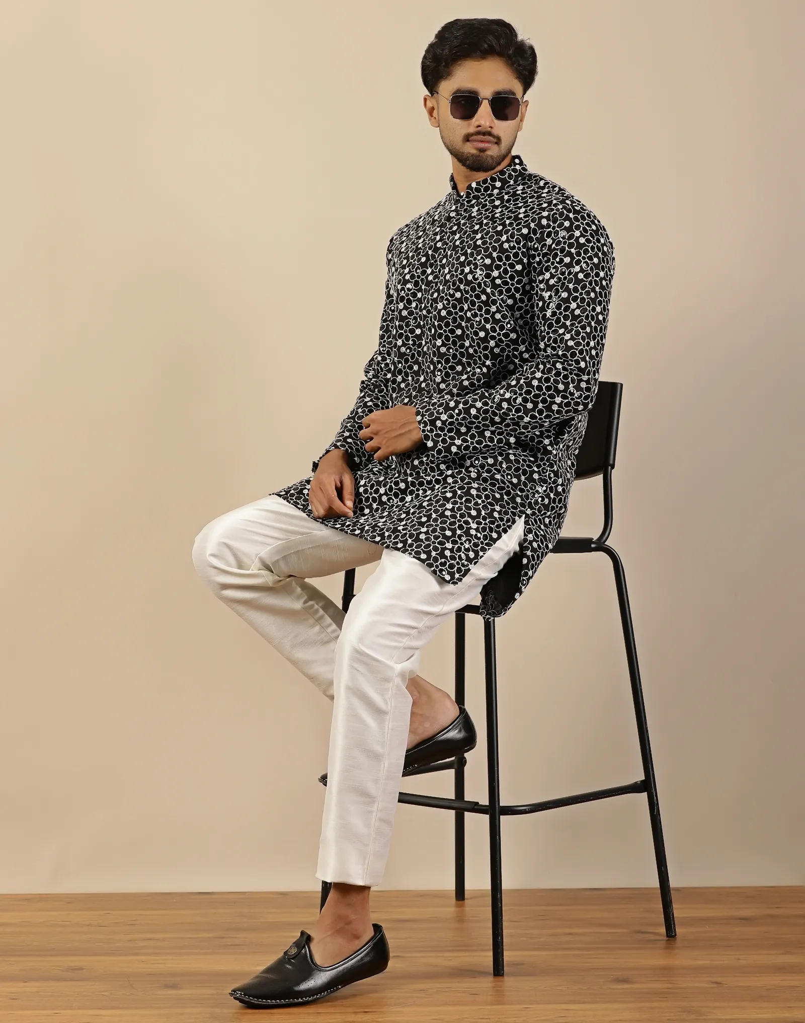 Zari Embroidery Short Kurta - House of Cocoon (4)