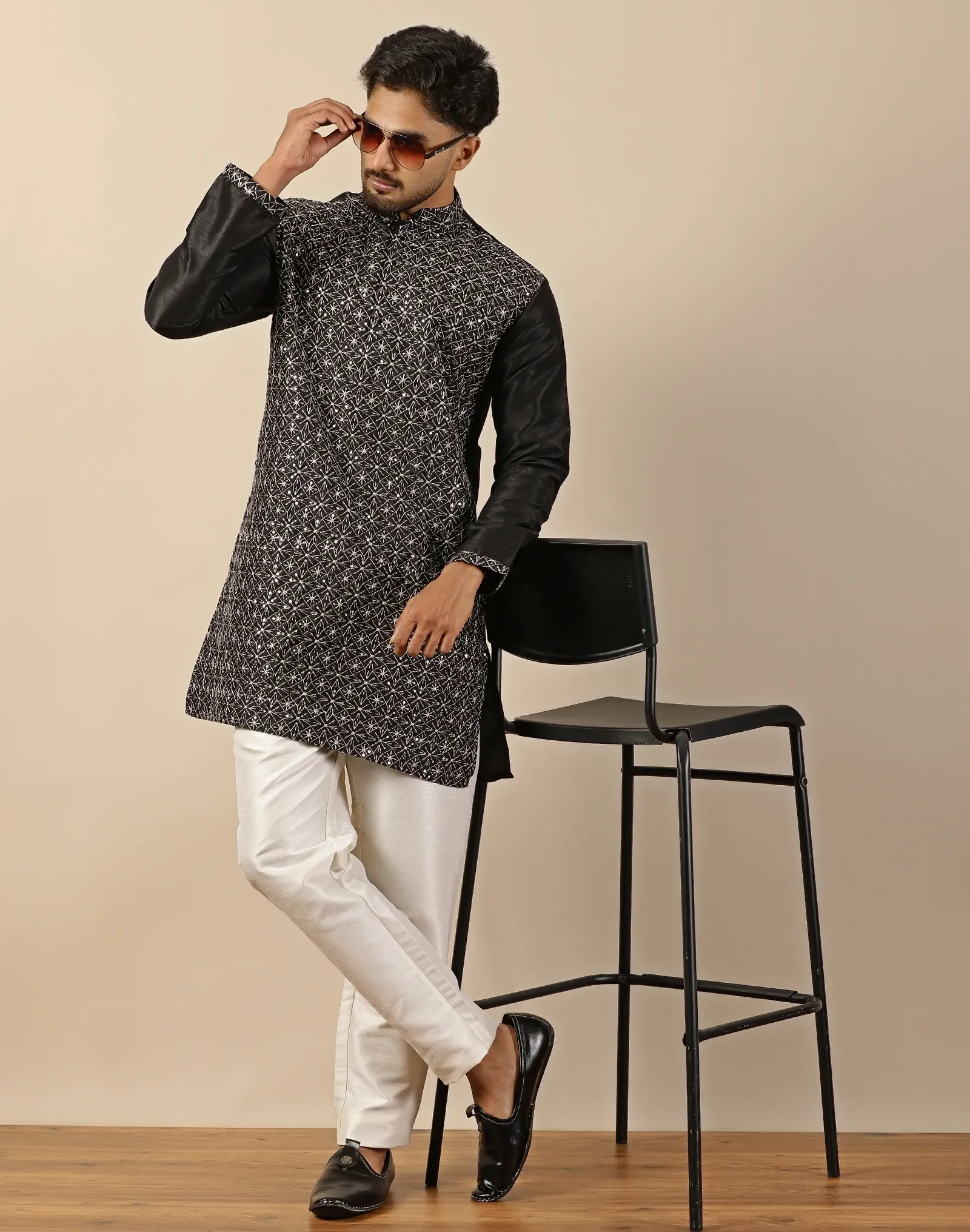 Midnight Lattice Embroidered Short Kurta - House of Cocoon (5)