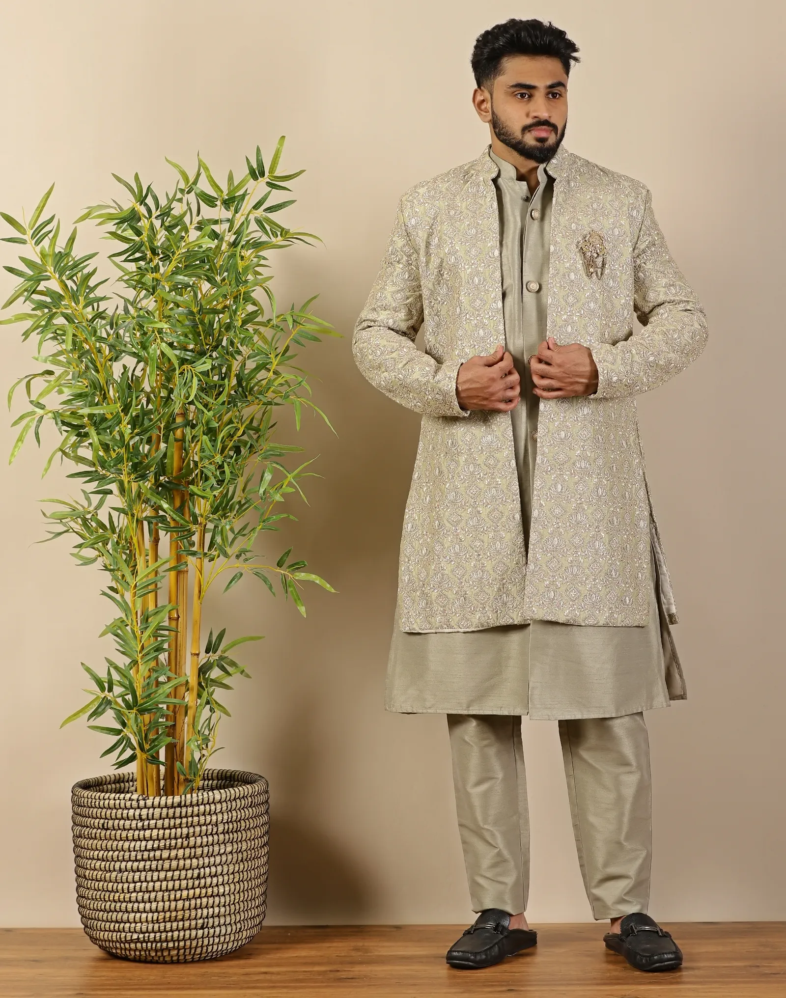 Three Piece Zari Embroidery Kurta - House of Cocoon (2)