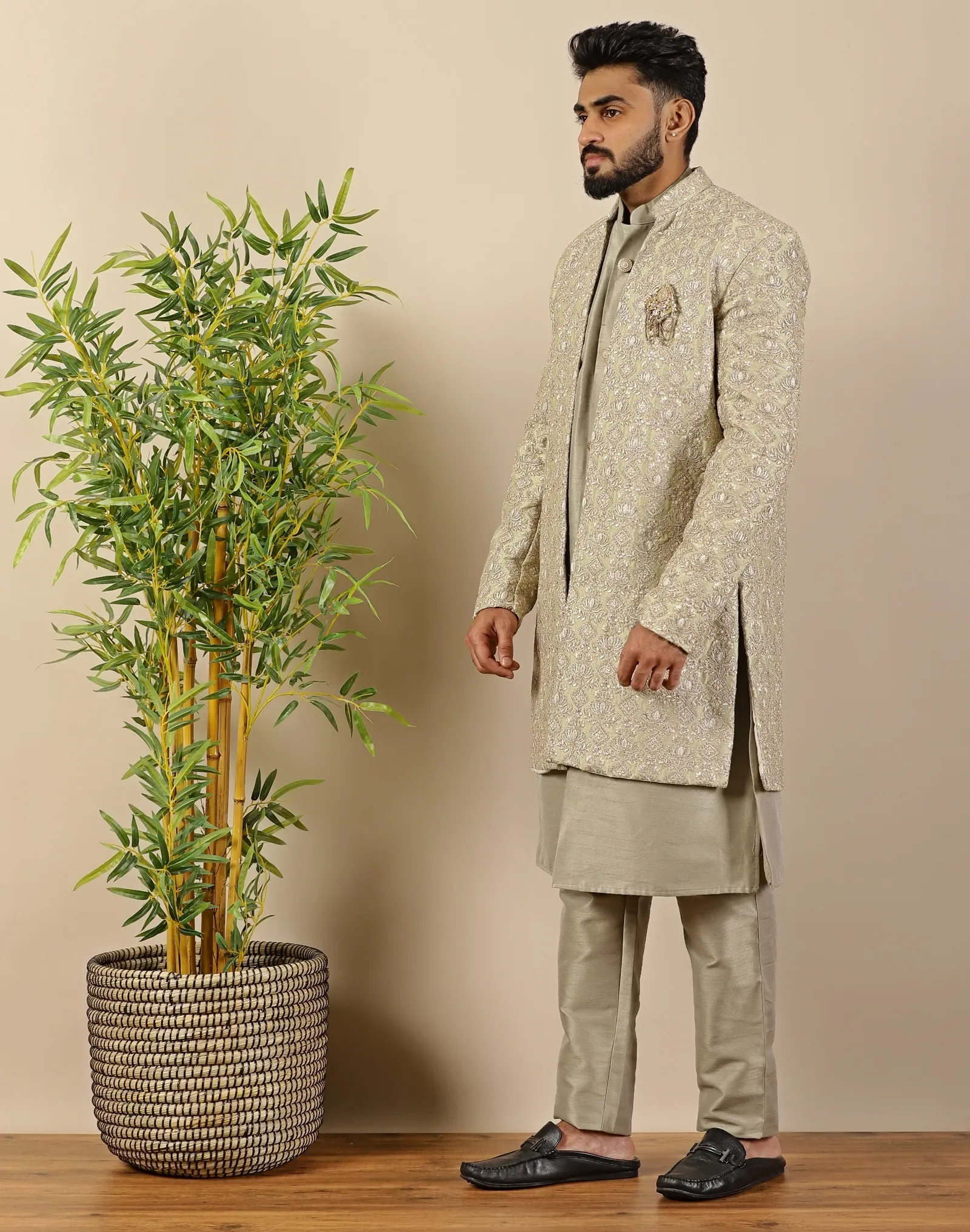 Three Piece Zari Embroidery Kurta - House of Cocoon (3)
