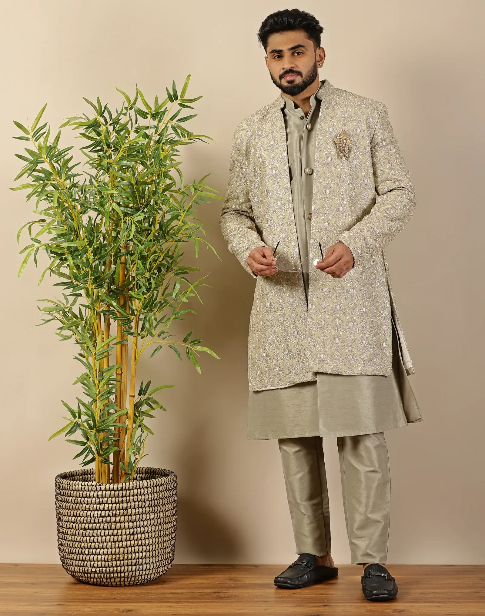Three Piece Zari Embroidery Kurta - House of Cocoon (5)