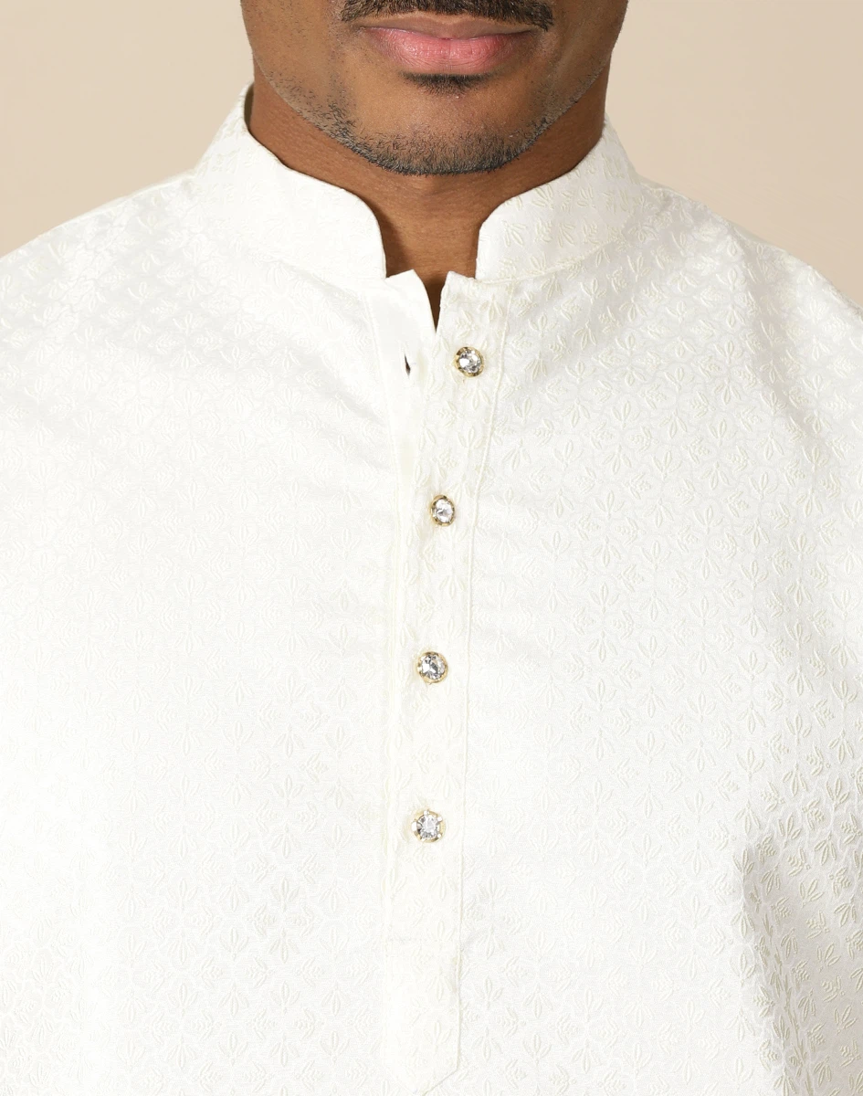 Maurya Vastra Cream Brocade Kurta (3)