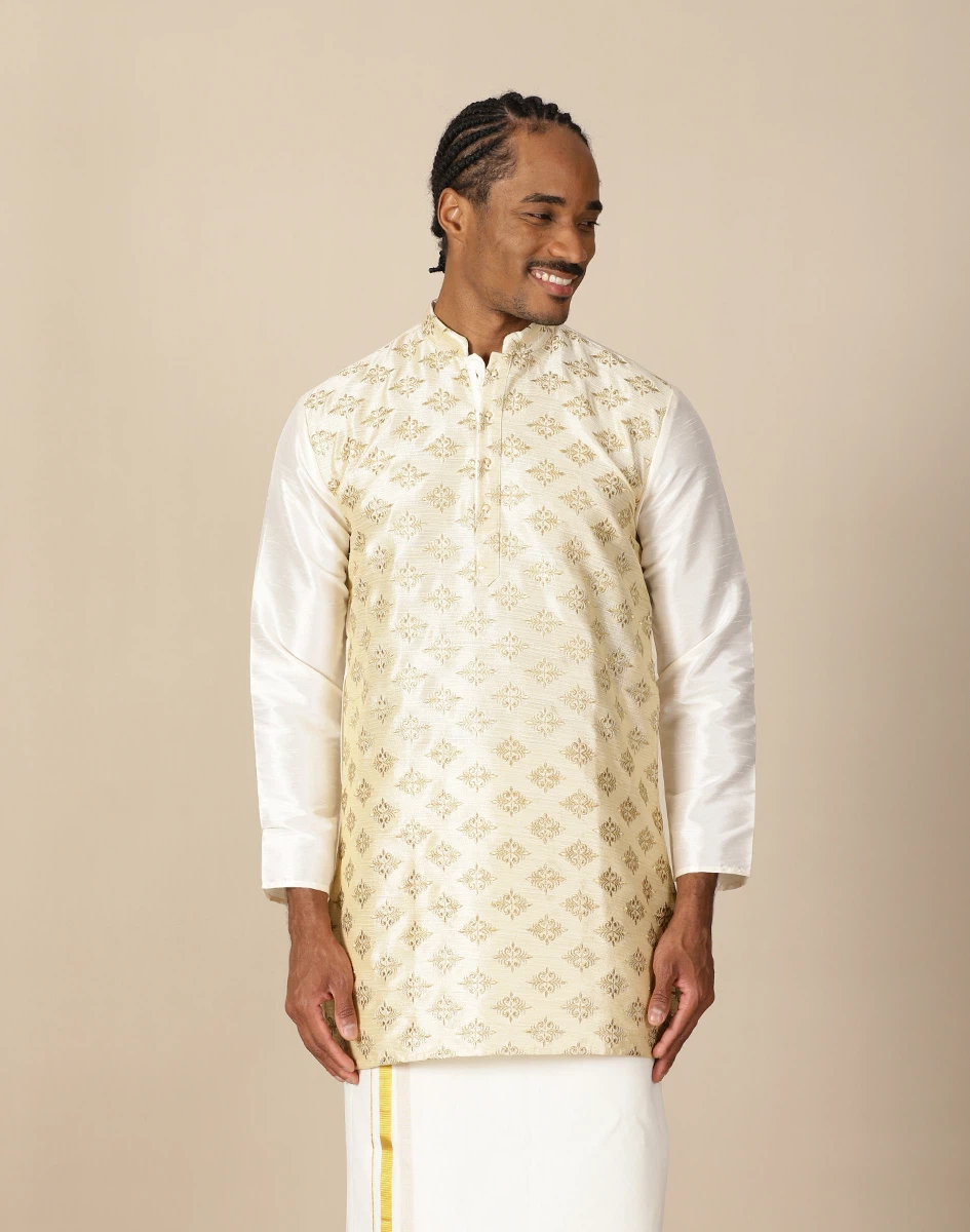 Maurya Vastra Royal Ivory Embroidered Kurta (2)